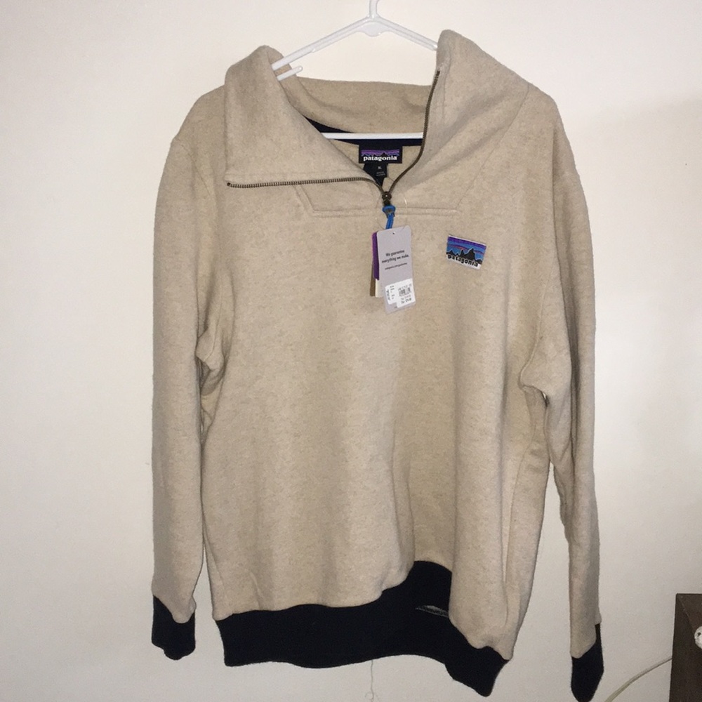 Women’s Patagonia pullover fleece
